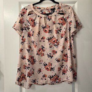 Torrid Short Sleeve Pink Skull Blouse - Size 00